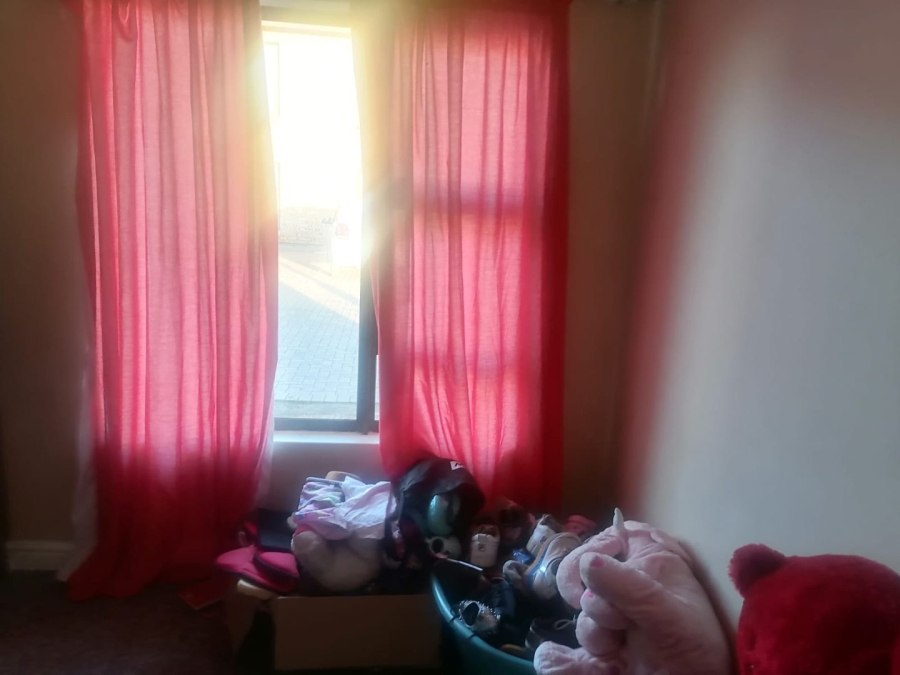 2 Bedroom Property for Sale in Lourierpark Free State